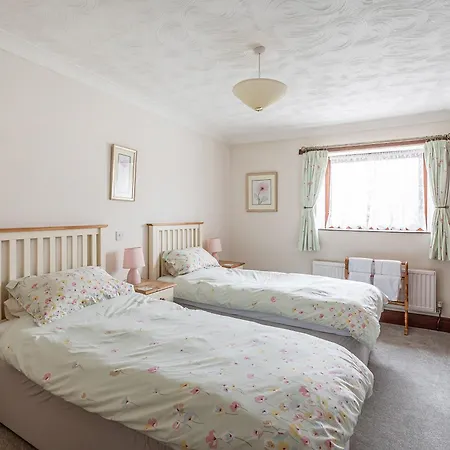 بيت للعطل Mill - Uk49960 *